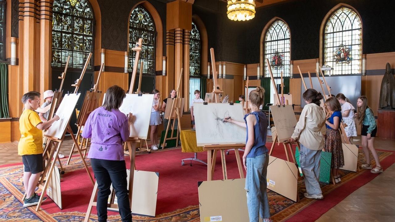 Tip bij de buren! Jubileumweekend Vincents Tekenlokaal